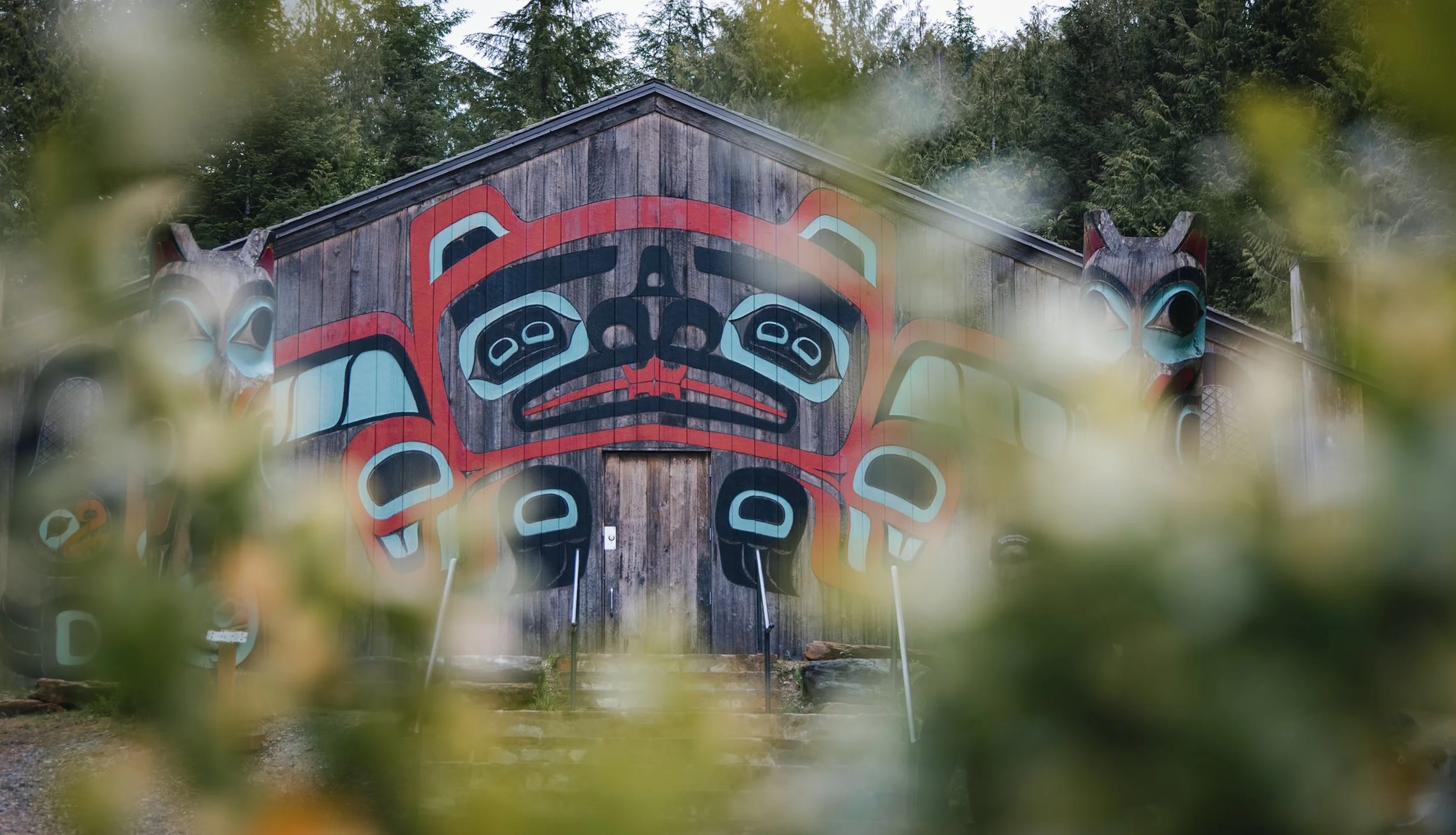 native alaskan art on a guided tour of a totem park
