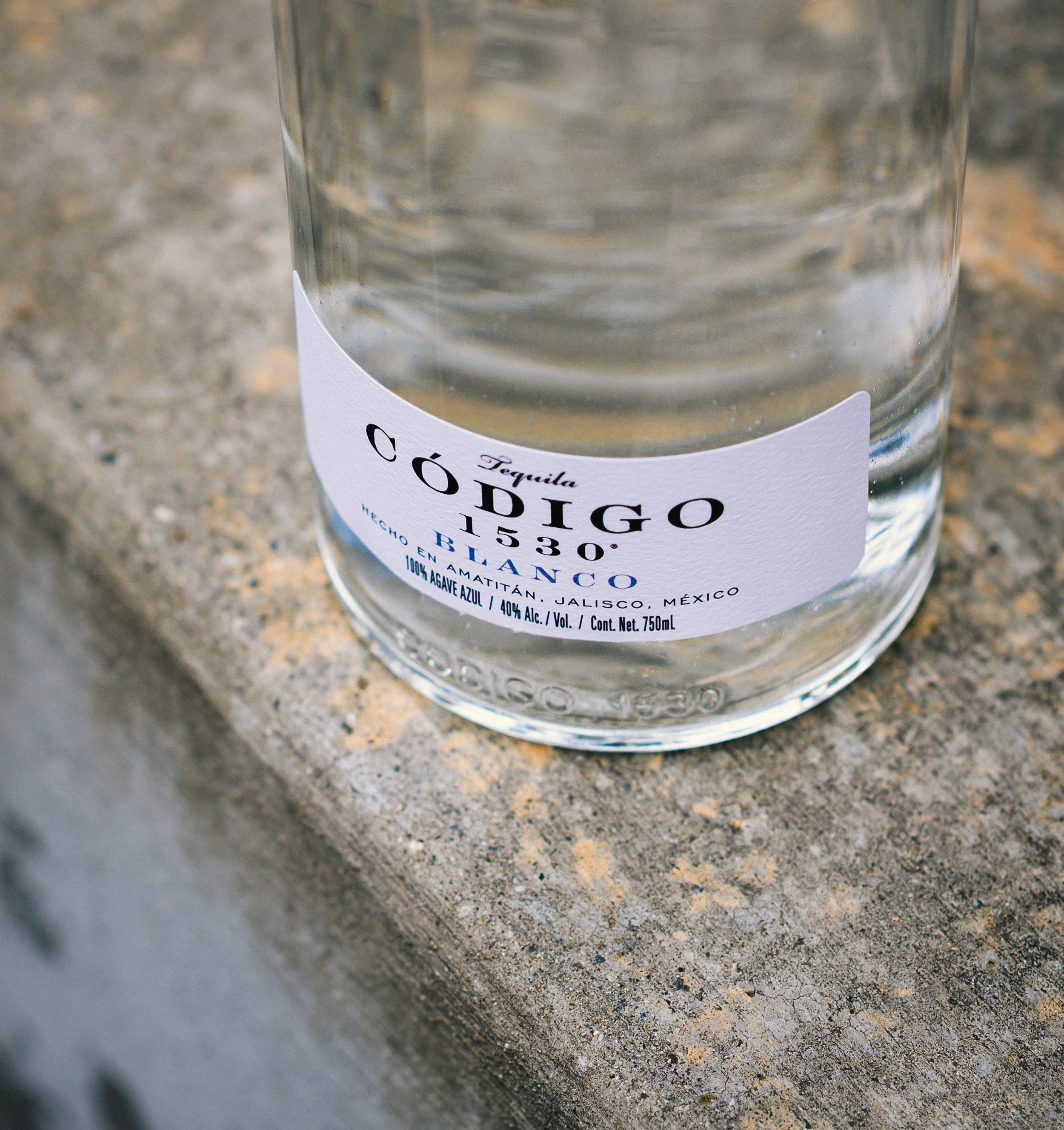 bottle label detail photo