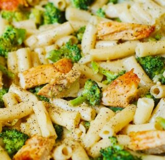 Chicken and broccoli penne alfredo.jpg