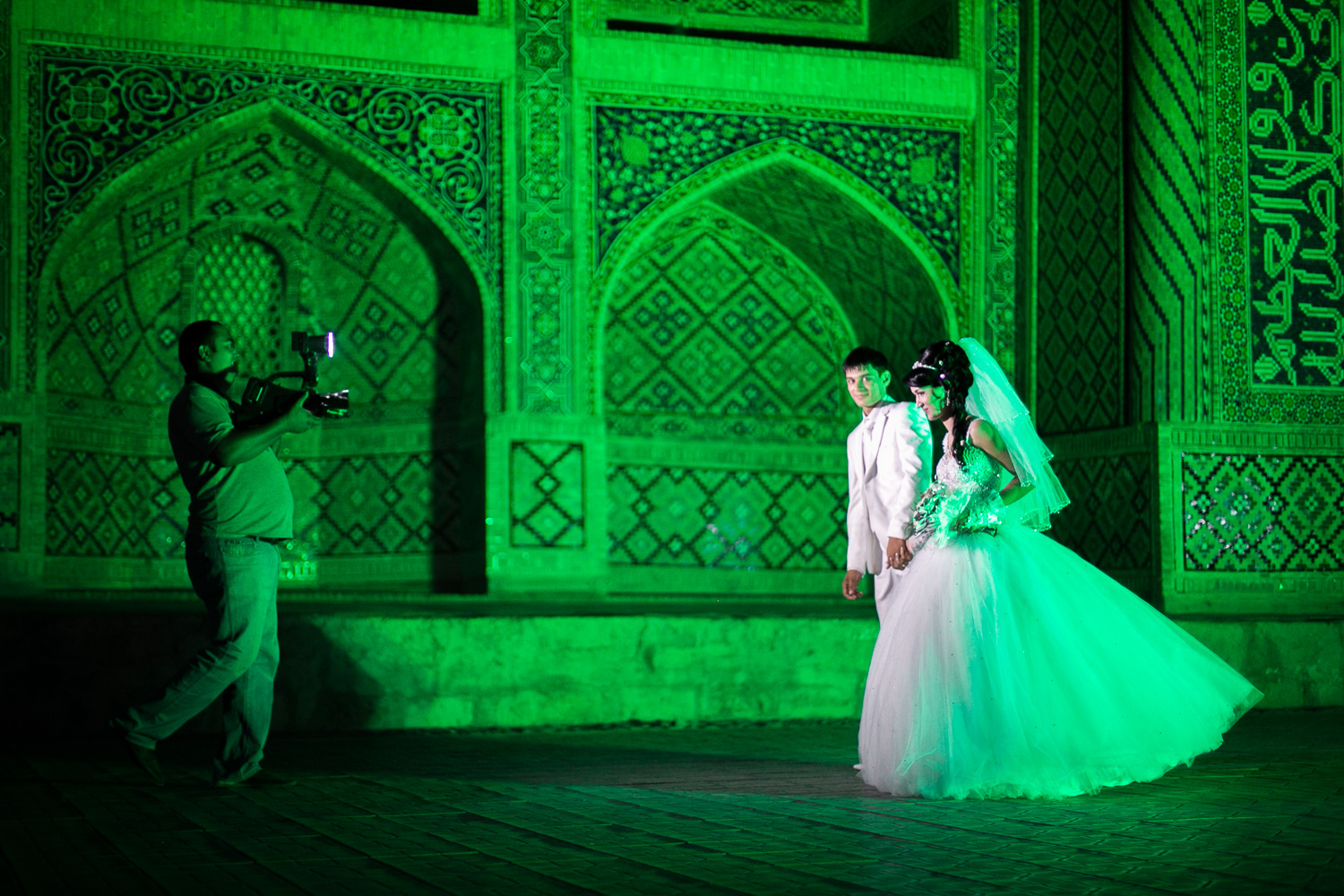  Wedding couple in Bukhara, Uzbekistan 