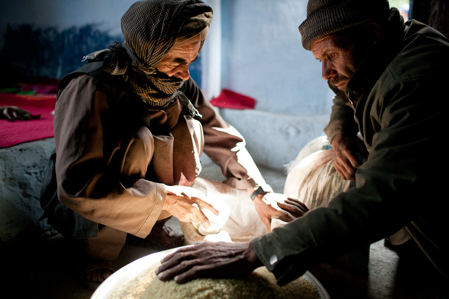  Rationing out rice in Badakhshan, Afghanistan 