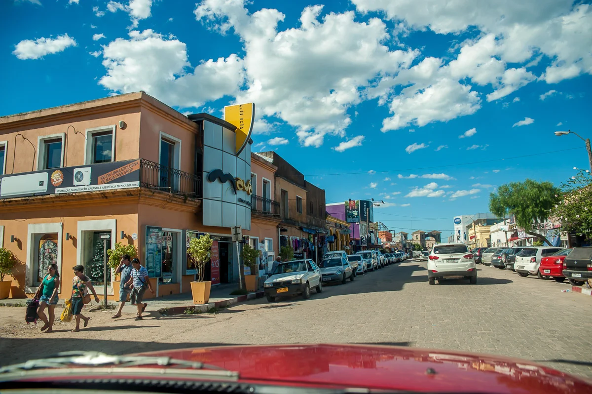 Jaguarao, border between Brazil and Uruguay, Dec 2014 © Dosfotos
