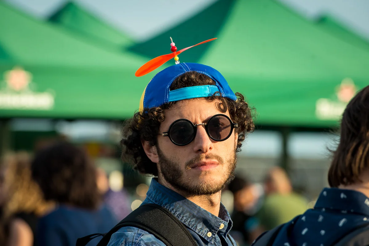 Festival goer with funny cap, Primavera Sound, Parc del Forum, Barcelona, Catalonia, Spain, 29/05/2015 © Dosfotos