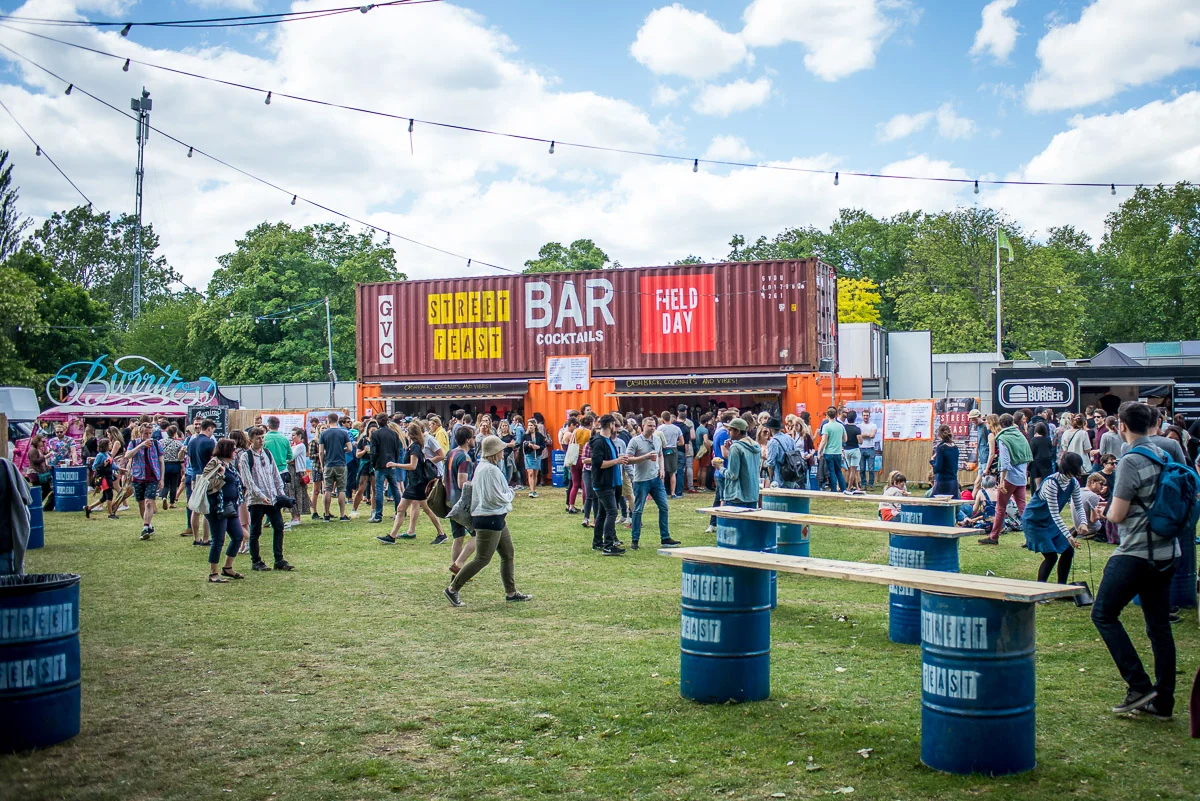 Festival goers, Field Day, Victoria Park, London, UK, 06/06/2015 © Dosfotos