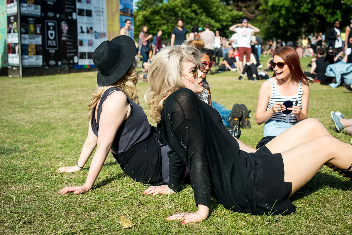 Festival goers, Field Day, Victoria Park, London, UK, 06/06/2015 © Dosfotos