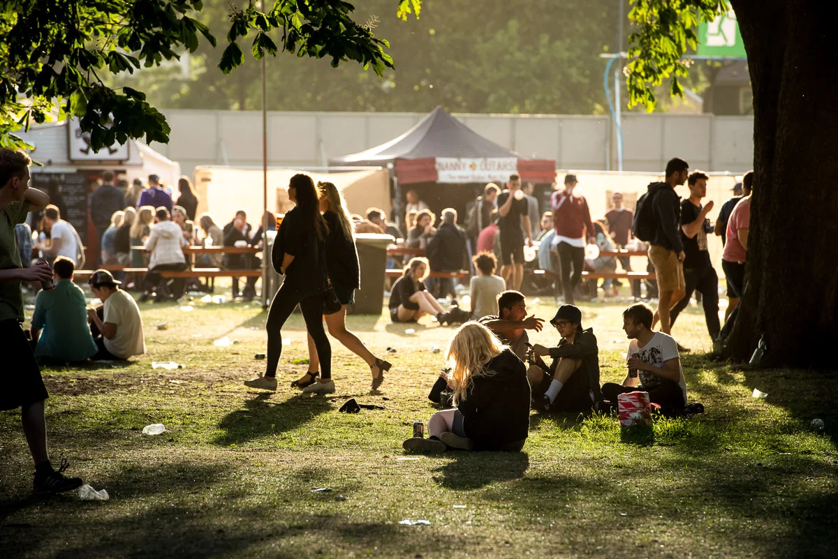 Festival goers, Field Day, Victoria Park, London, UK, 06/06/2015 © Dosfotos