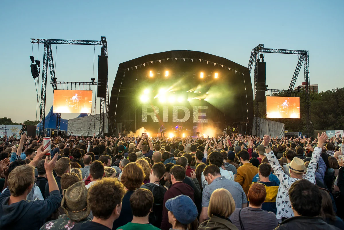 Ride fans, Field Day, Victoria Park, London, UK, 07/06/2015 © Dosfotos