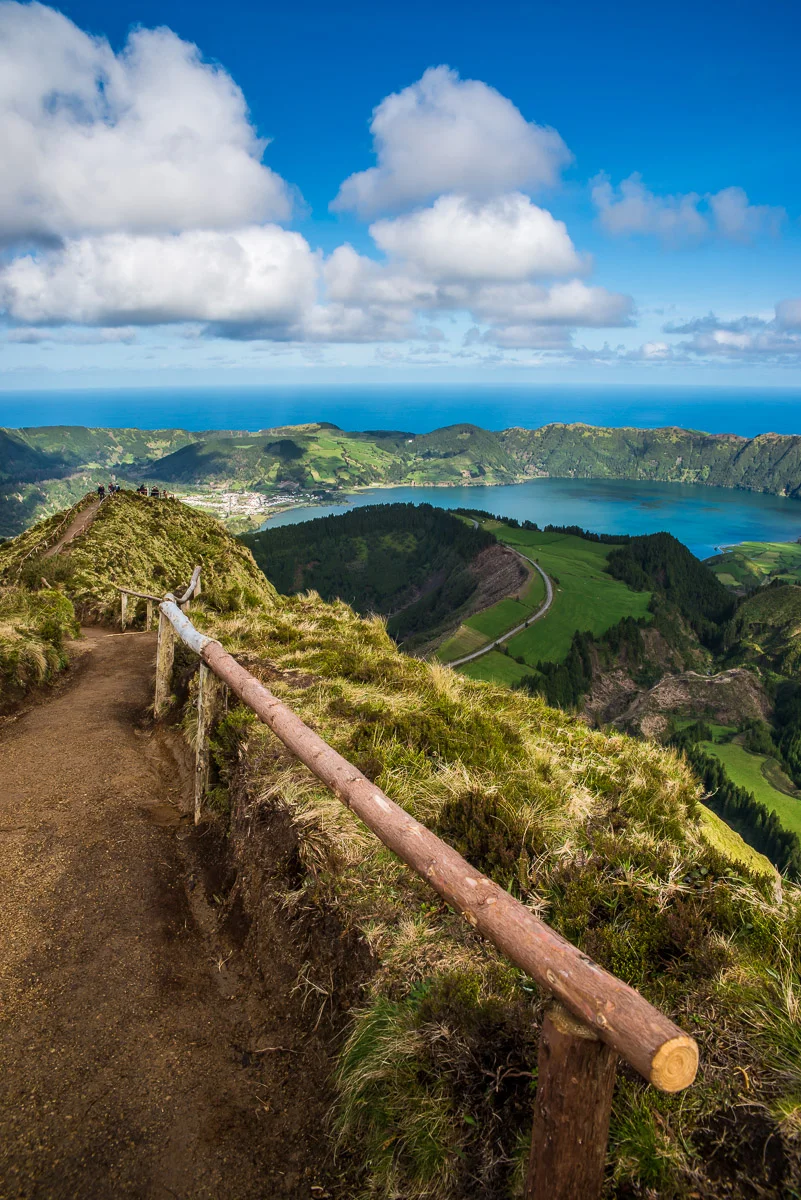 The spectacular view from Sete Cidades, Sao Miguel, Azores, 29/03/2016 © Dosfotos