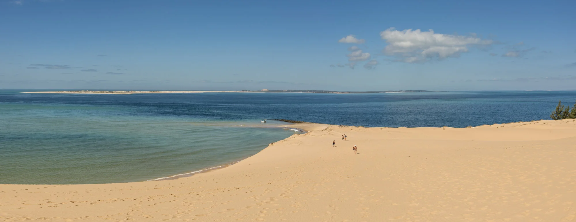 Bazaruto Island, the largest island in the Bazaruto Archipelago, Mozambique, 26/08/2016 © Dosfotos