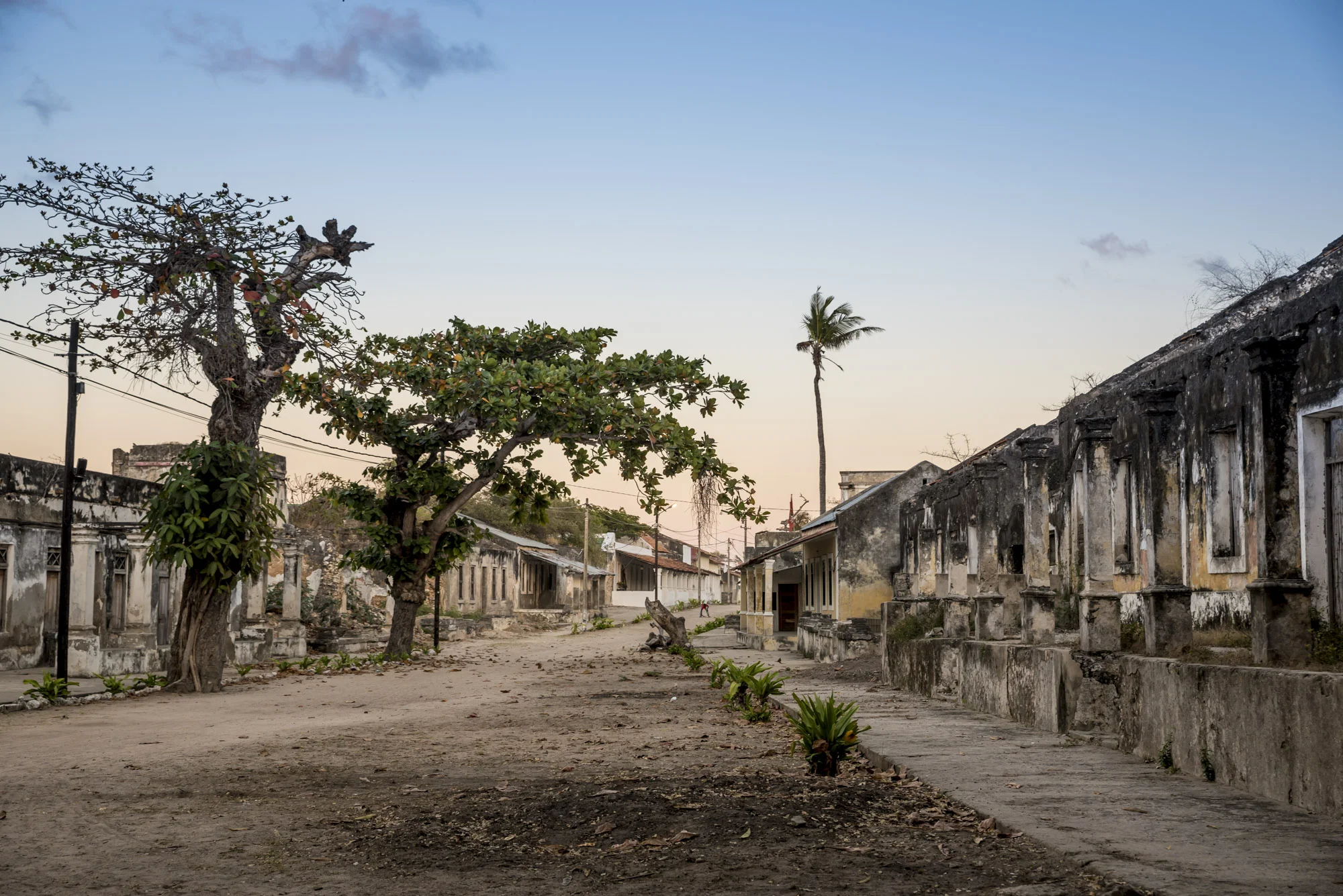 Abandoned Colonial style houses in Ibo Island, Quirimbas National Park, Cabo Delgado, Mozambique, 31/08/2016 © Dosfotos