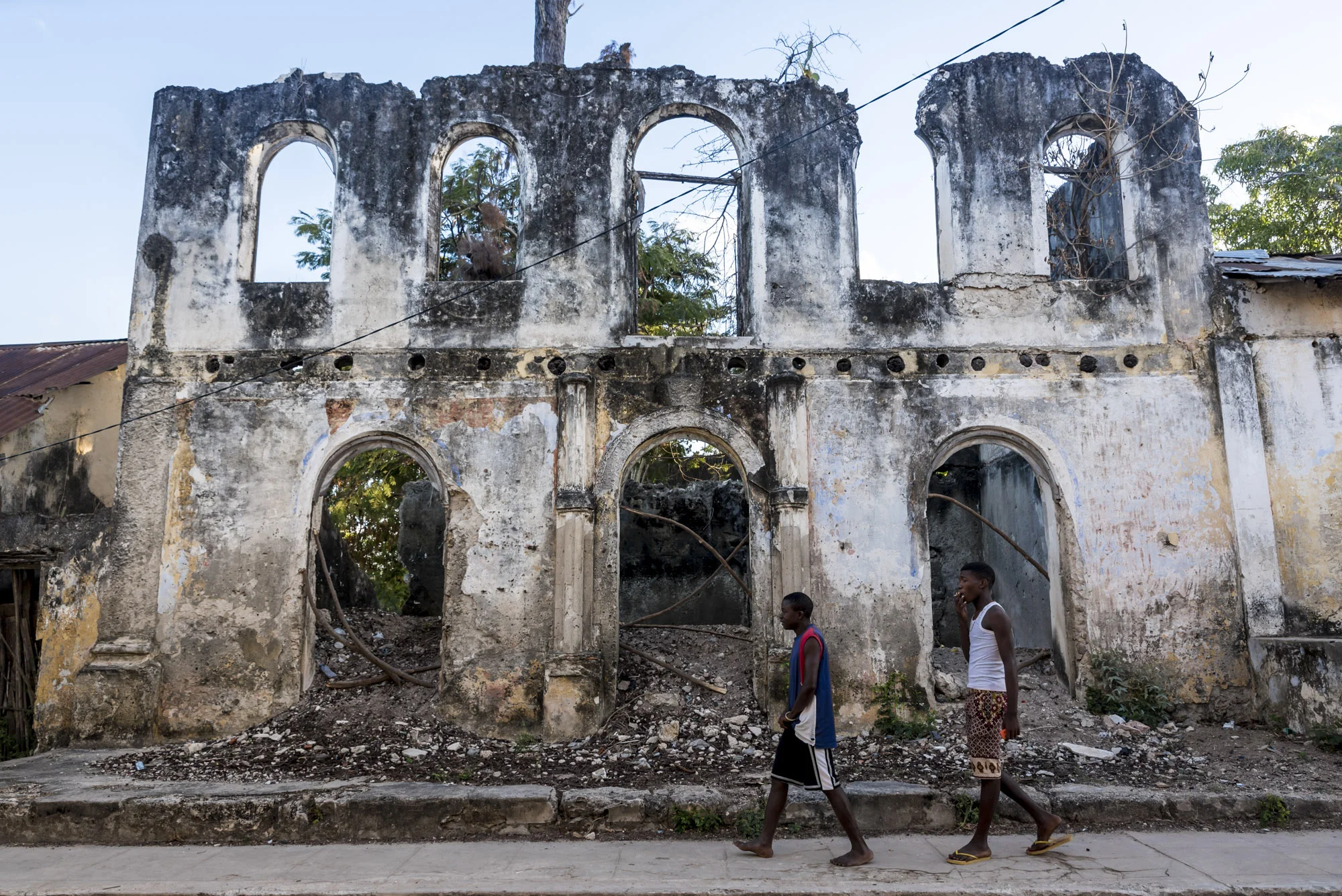 Abandoned Colonial style houses in Ibo Island, Quirimbas National Park, Cabo Delgado, Mozambique, 31/08/2016 © Dosfotos