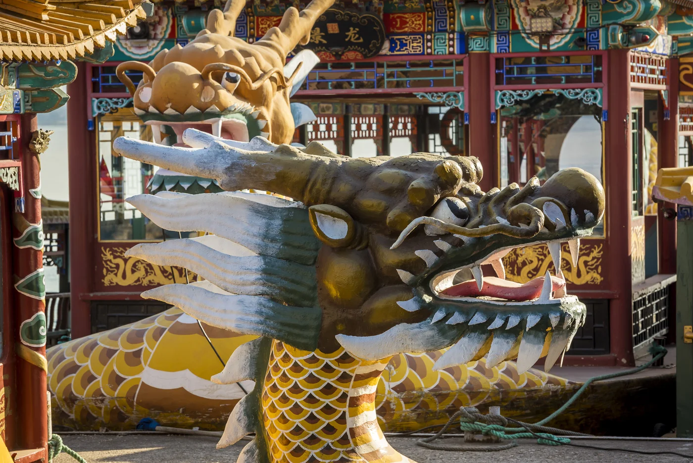 Dragon boat docked in Kunming Lake, The Summer Palace, Beijing, China © Dosfotos