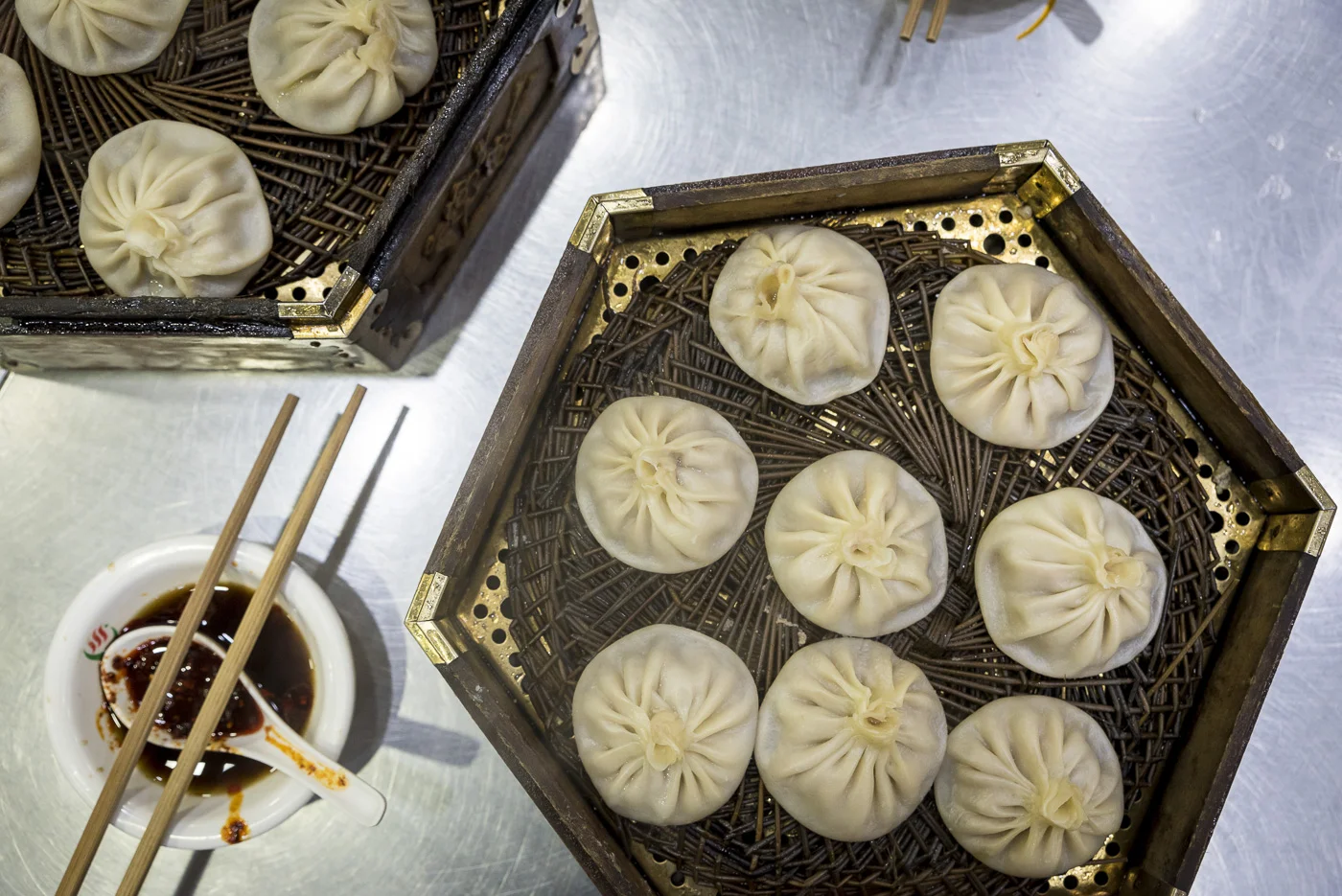 Traditional Chinese food at the famous food market in the Muslim Quarter, Xian, China © Dosfotos