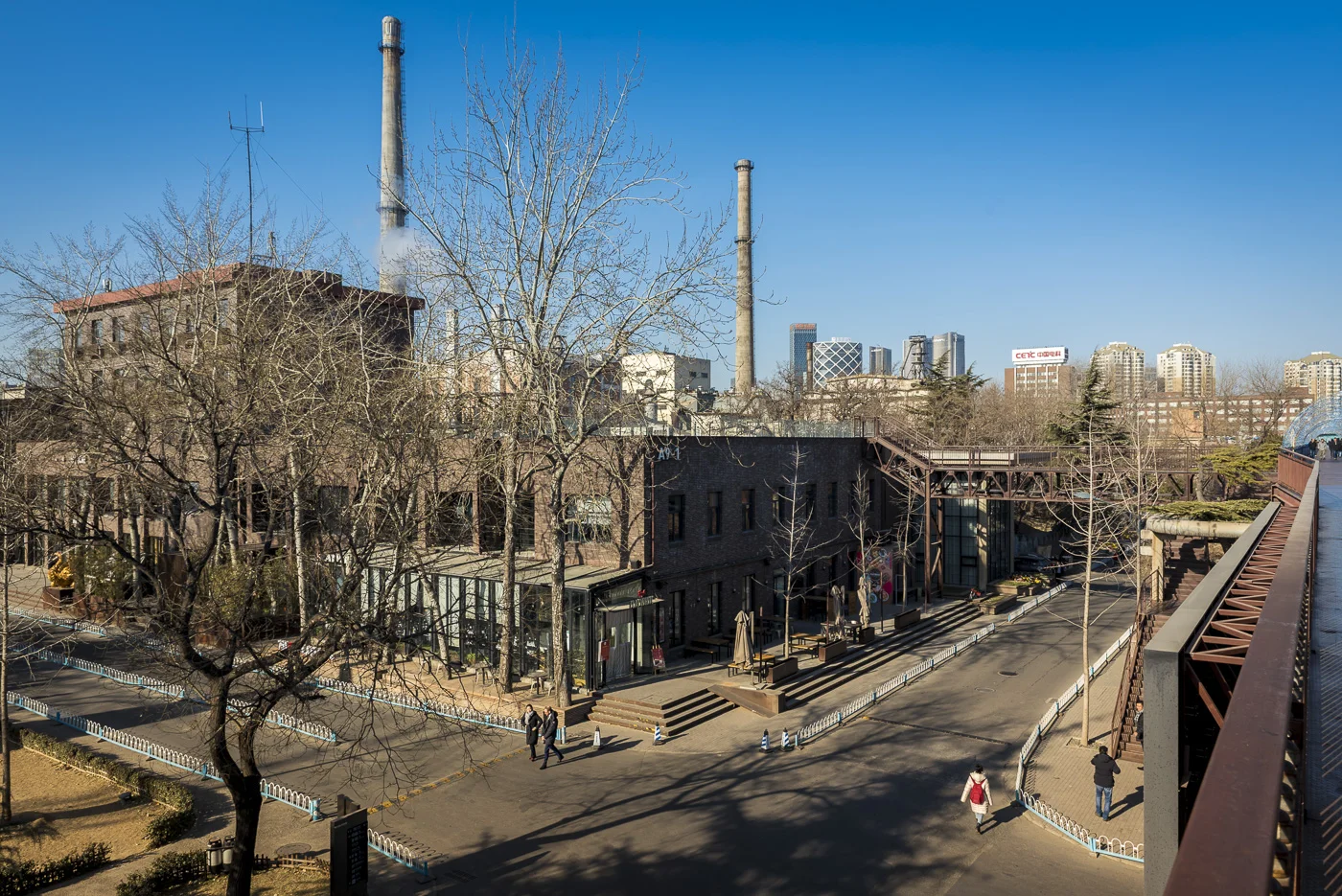Factory 798 or Dashanzi Art District, a complex of 50-year-old decommissioned military factory buildings that houses a thriving artistic community, Dashanzi, Chaoyang District, Beijing, China © Dosfotos