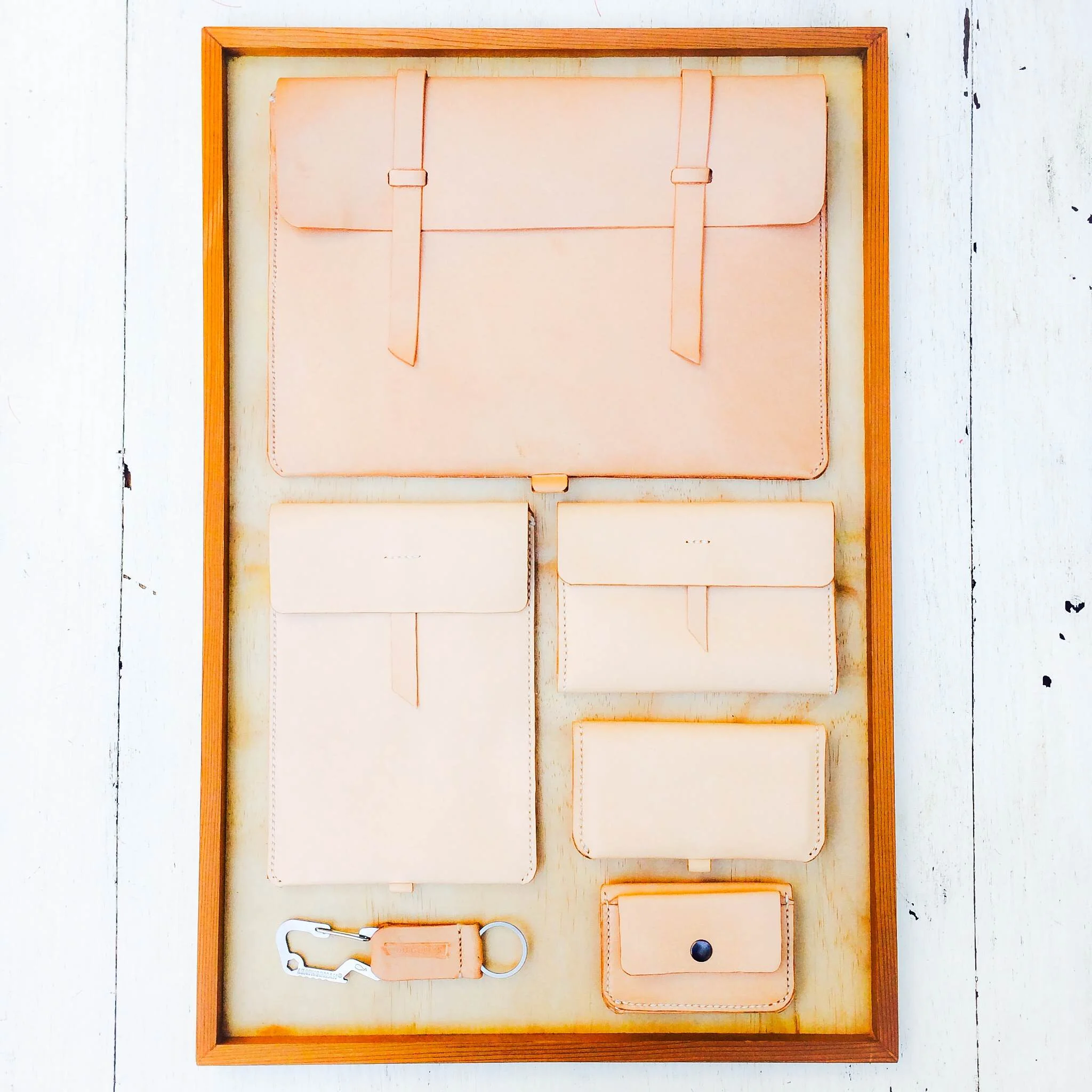 Full-grain collection cow hide natural finish