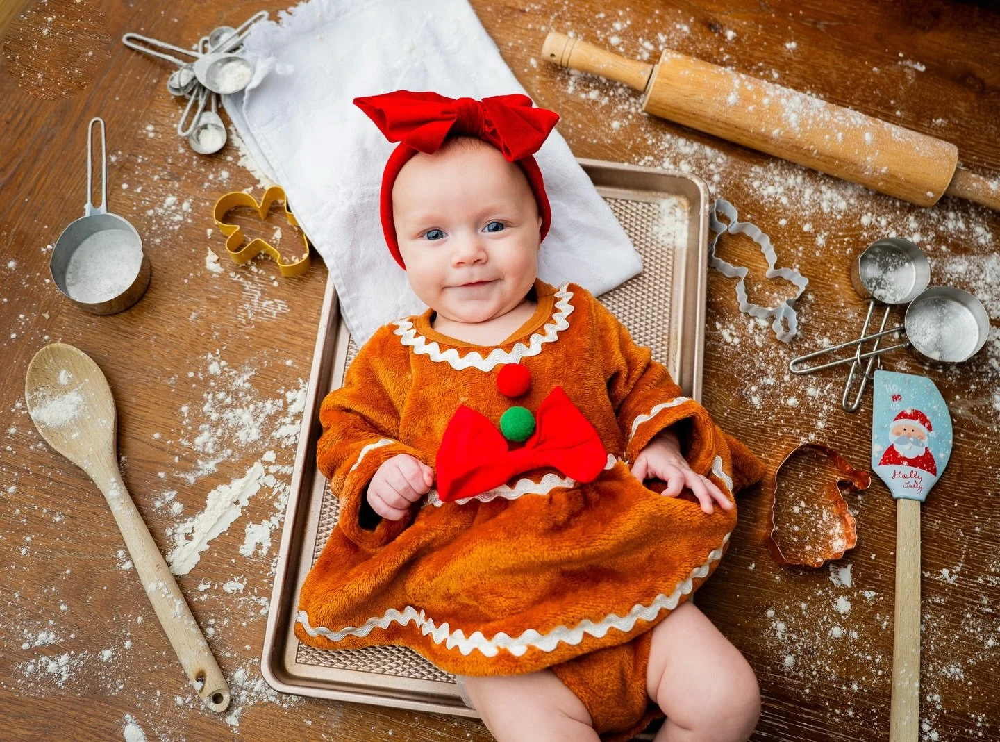 Baby Goldie is freshly baked, perfectly sprinkled, and 100% sweet. ❤