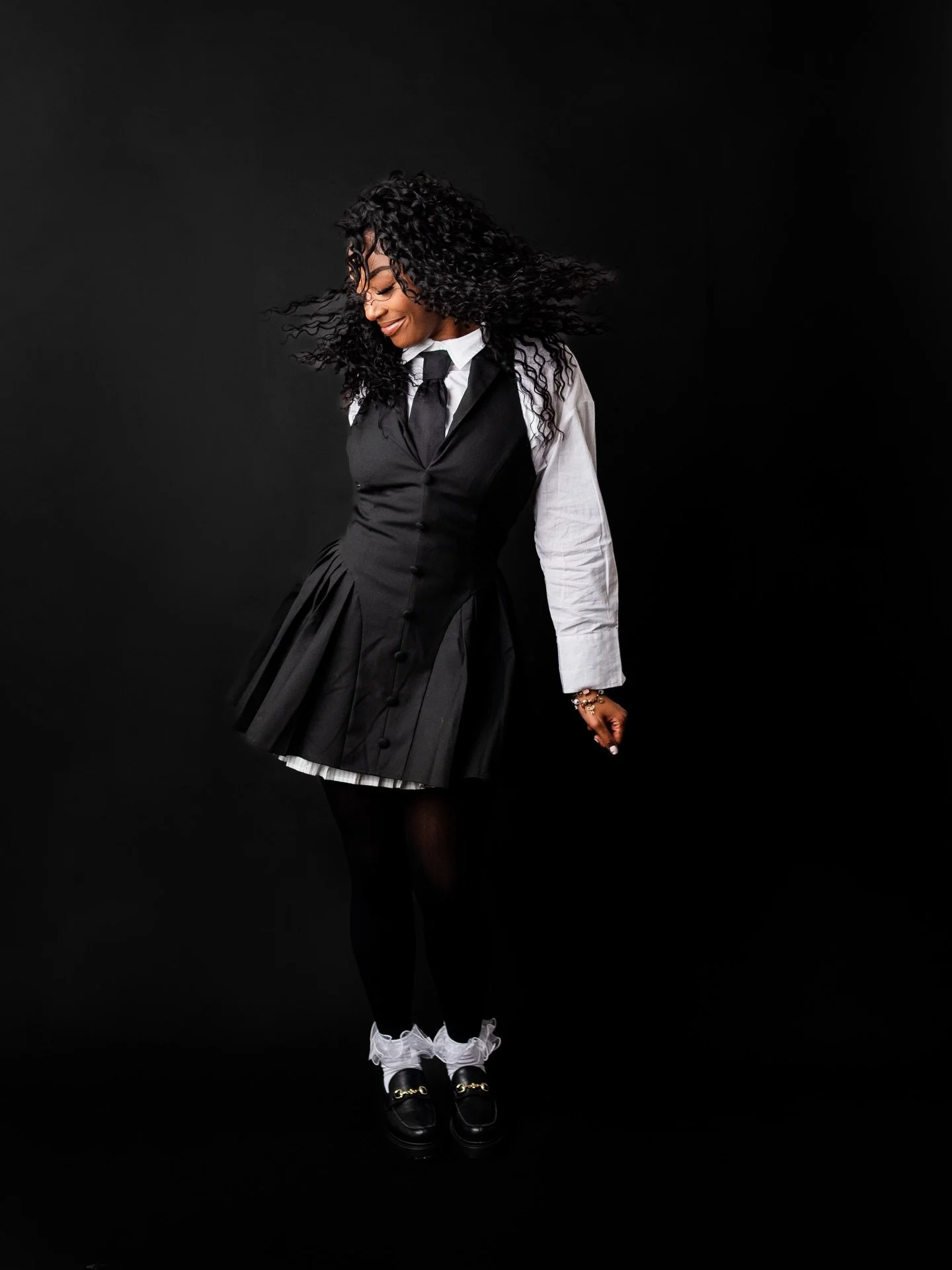 The way Sunnae turned an all studio senior session into this &hellip; no notes. ✨