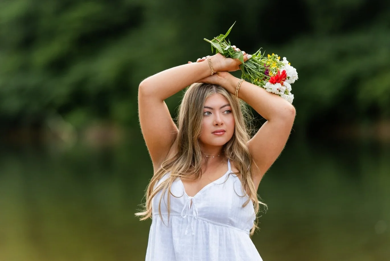 What an incredible way to start the 2027 senior season! ✨

Reagan was an absolute dream to photograph. The weather was lovely, she was so sweet and effortlessly stunning, and spending the evening with her and her mom was such a joy.

Class of &lsquo;