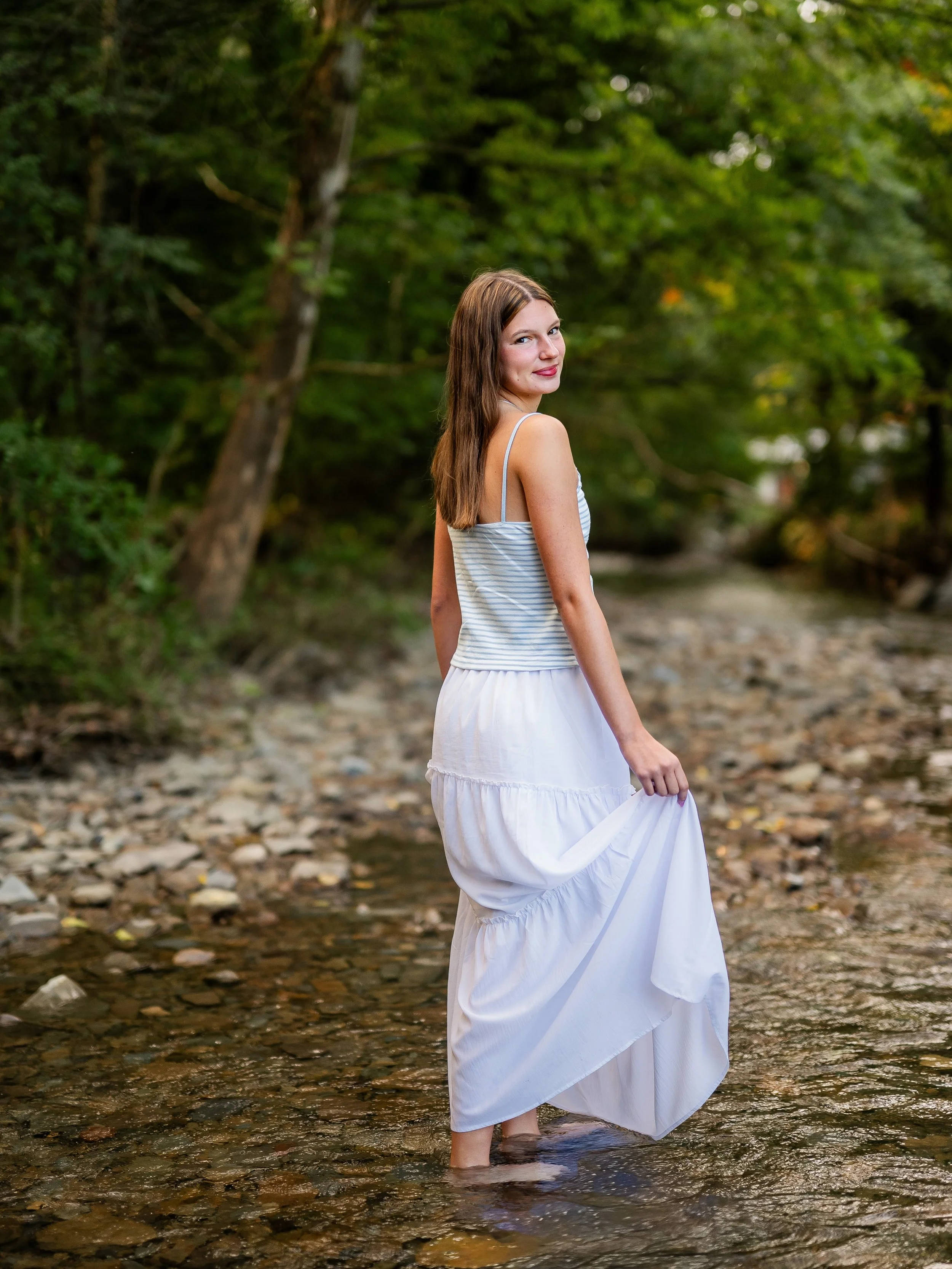 The final round of Mikaila, this time at the creek &mdash; and proof that suffering for the shot is 100% worth it. ✨