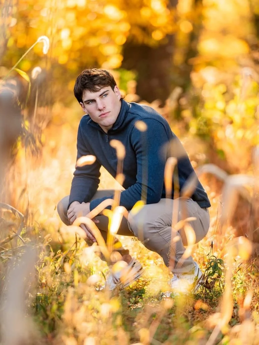 It was an early wakeup call for Cole&rsquo;s senior photos at his grandparents&rsquo; farm. The overnight frost made the temps pretty chilly, but that morning light and the mist coming off the pond made it worth it! 🍂