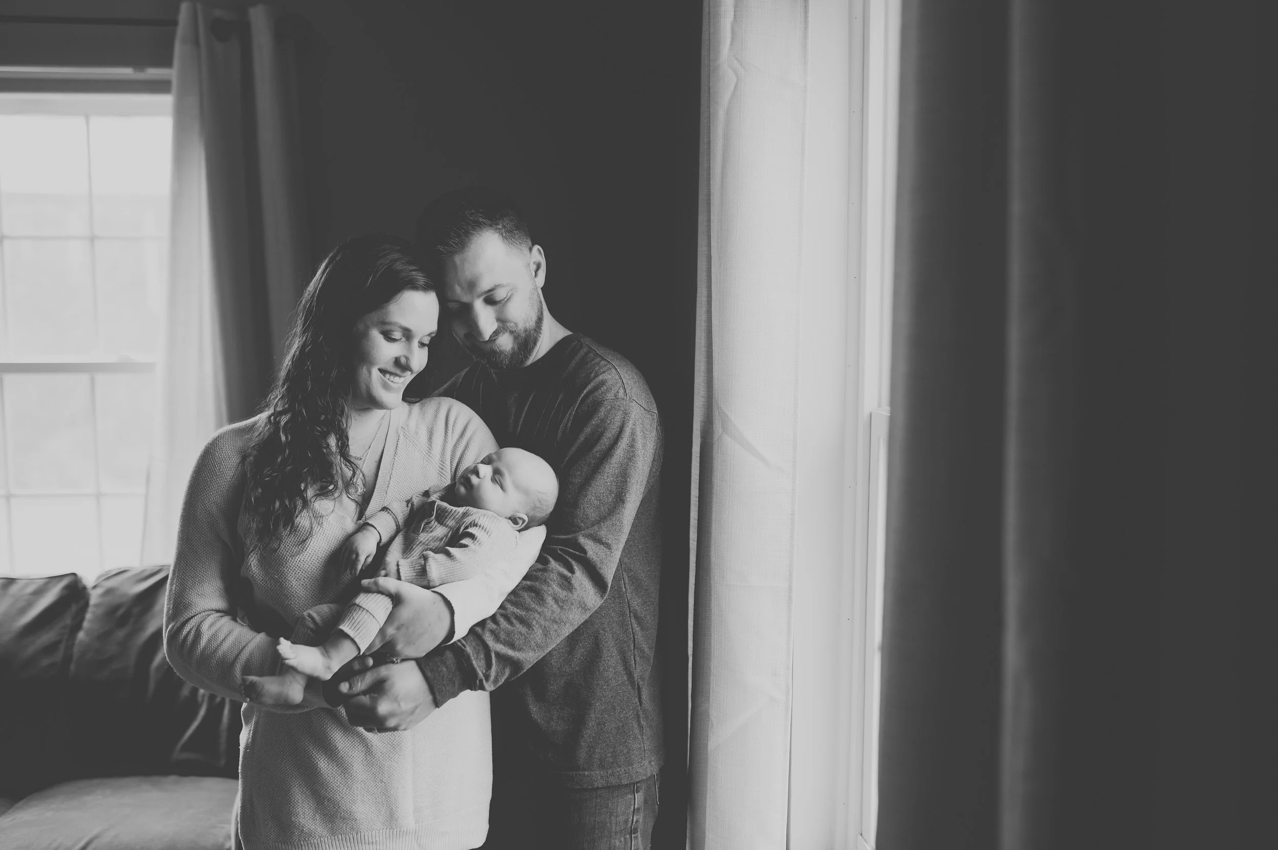 montoursvile-lifestyle-newborn-photographer.jpg