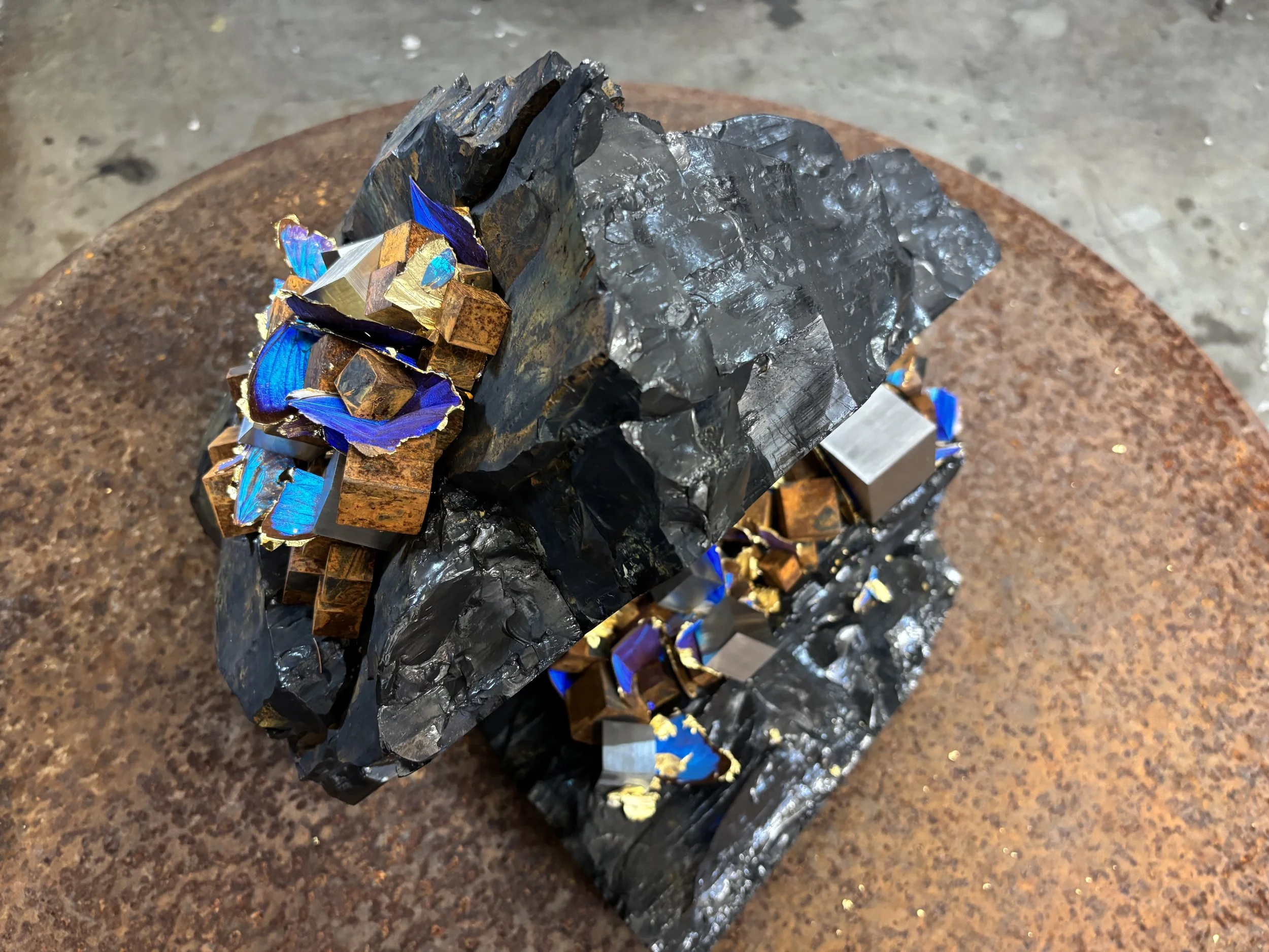 "Carbon Mirror on Disc", detail, 7