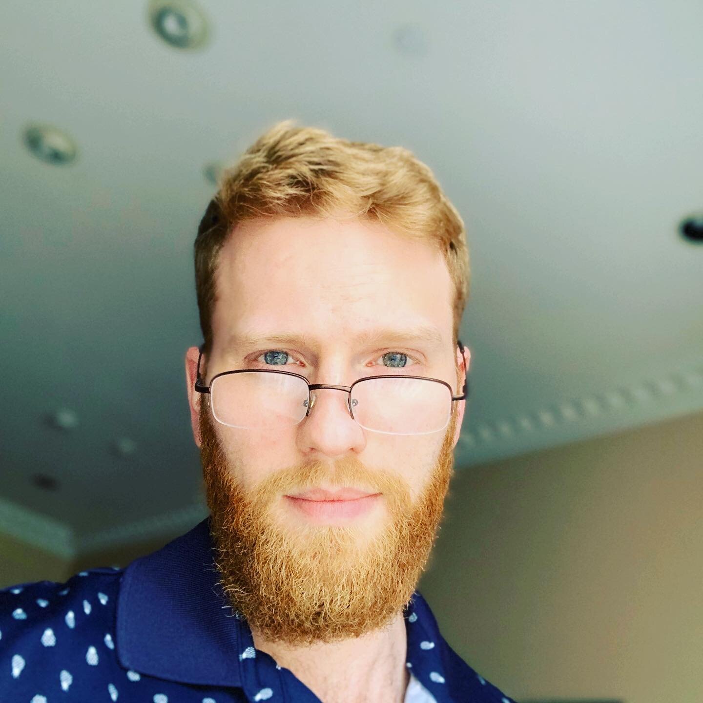 I normally don&rsquo;t post about my personal life but I have a question: Do these reading glasses, beard, and polo shirt 👕 make me look like an uncle? Because now I am one!  #adult #beard #glasses #dadvibes #uncle #unclelife #redhead #redheadeduncl