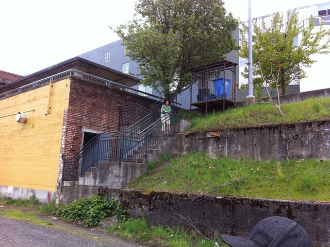 building1.jpg