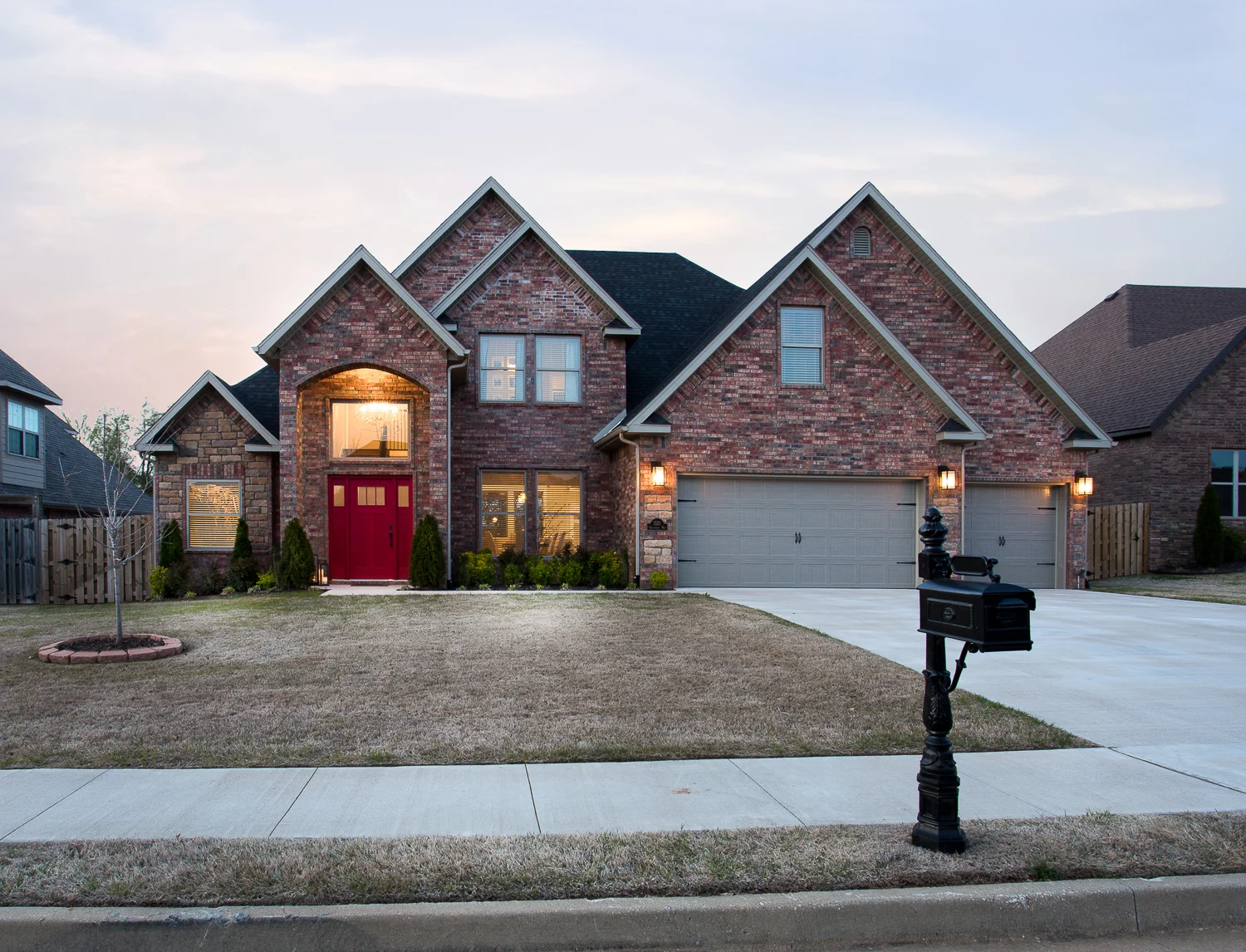 Twilight real estate photo of home in Quailridge community of Be