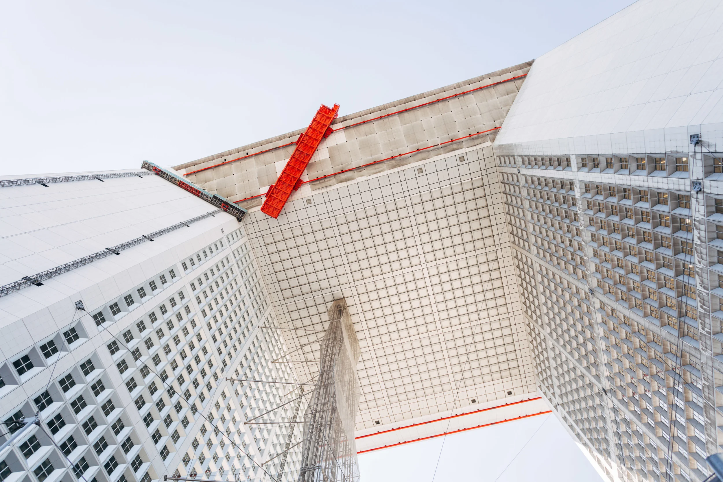 Grande Arche La Defense-2.jpg
