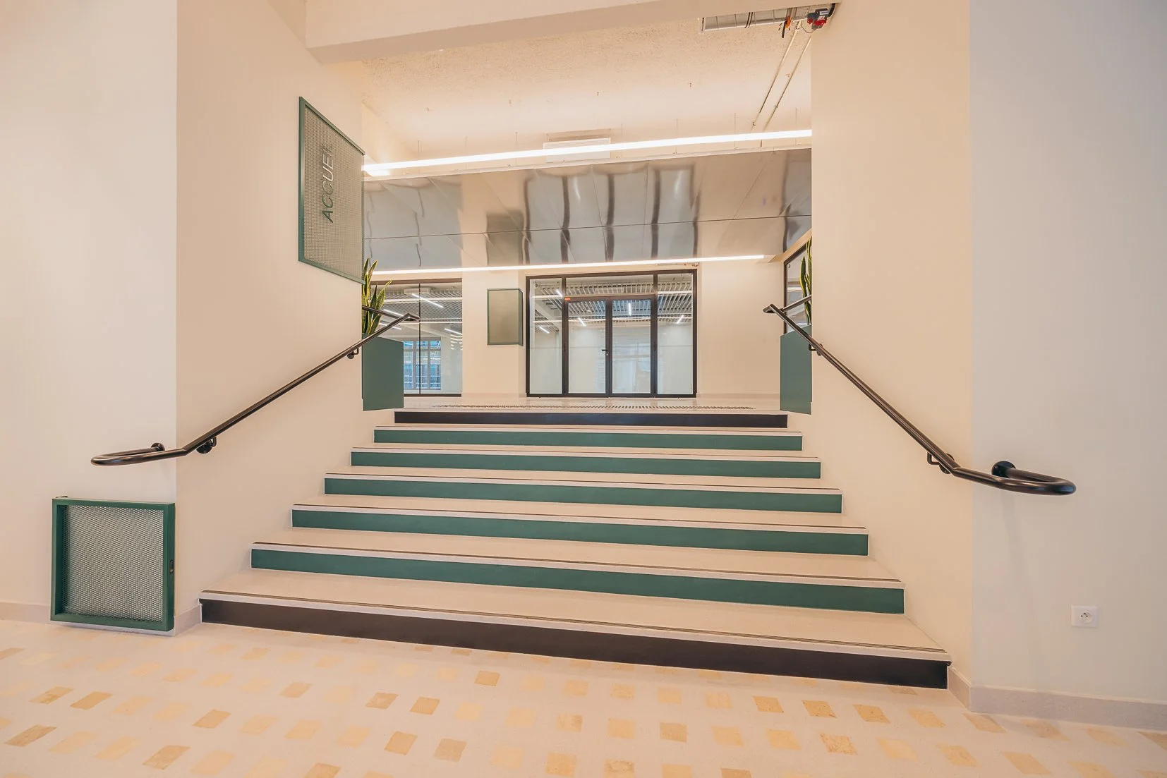 2025-02-28, 18 rue Yves Toudic-44-Edit.jpg (Copy)