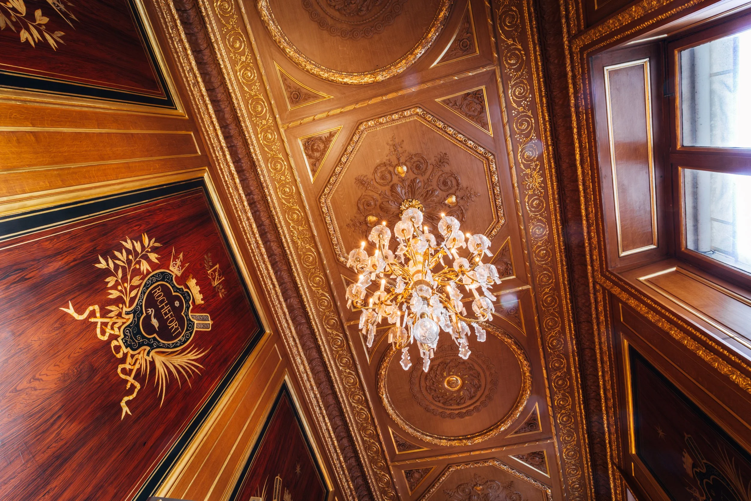 2016-04-05, Bouygues chez Hôtel de la Marine-21.jpg