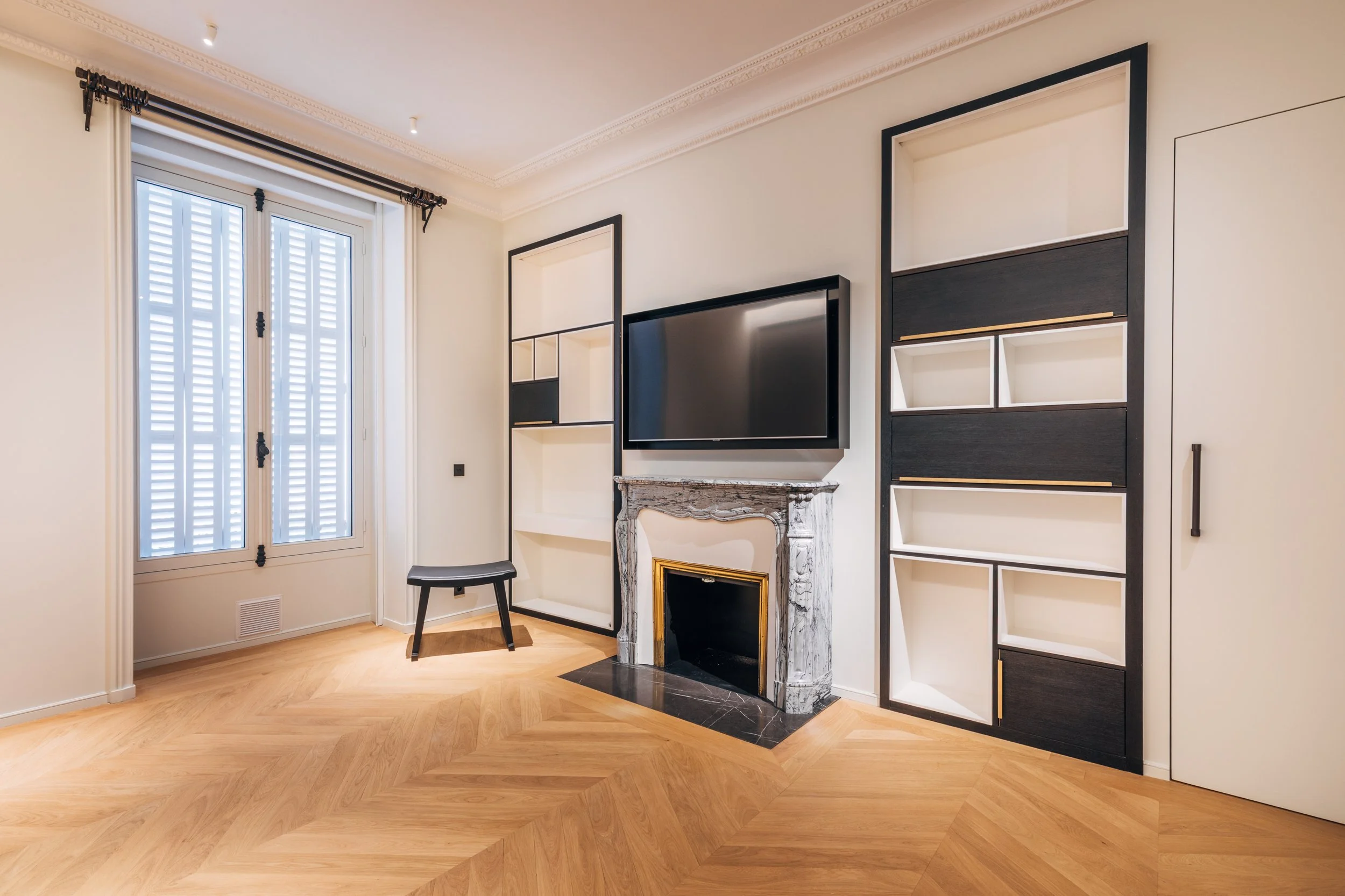 2021-05-06, Pierre Noire, 244 Rue de Rivoli-21-2.jpg