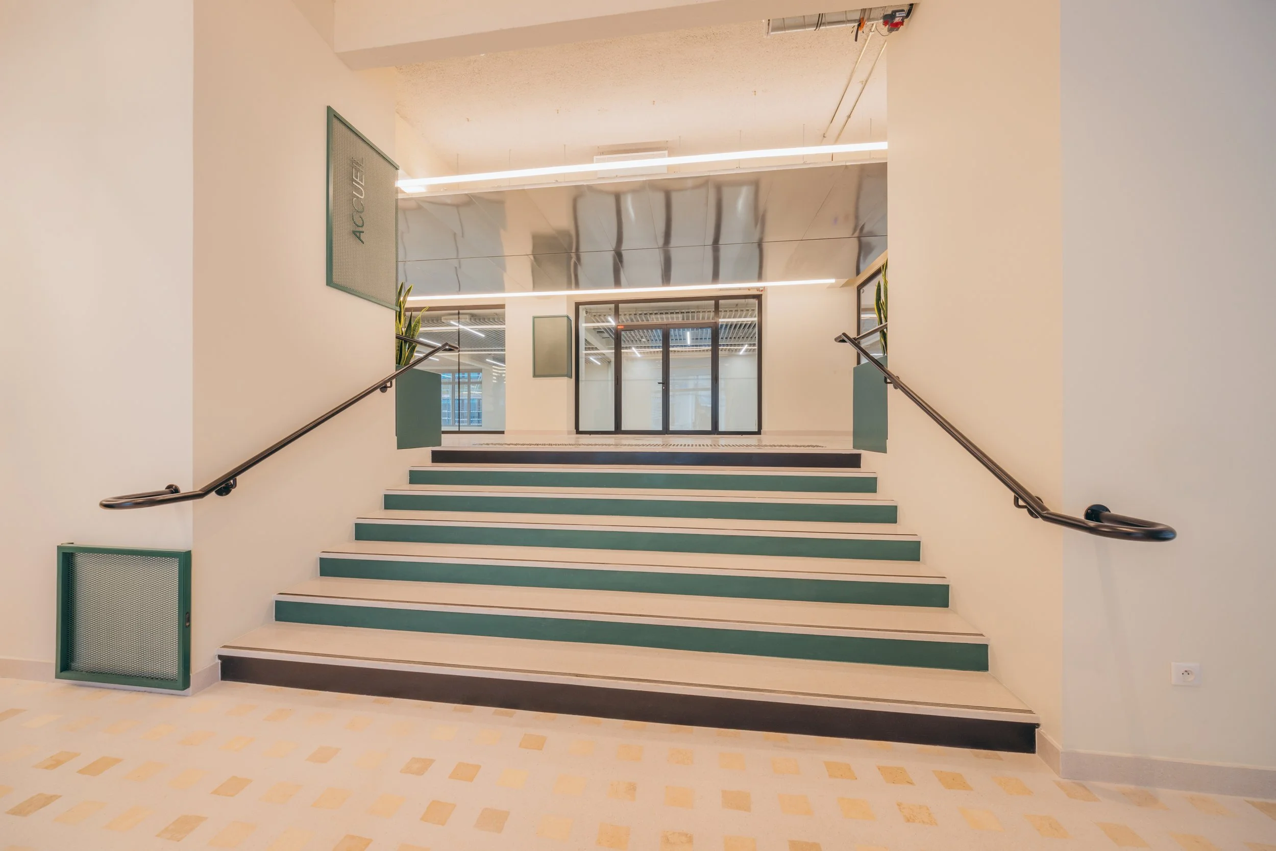 2025-02-28, 18 rue Yves Toudic-44-Edit.jpg