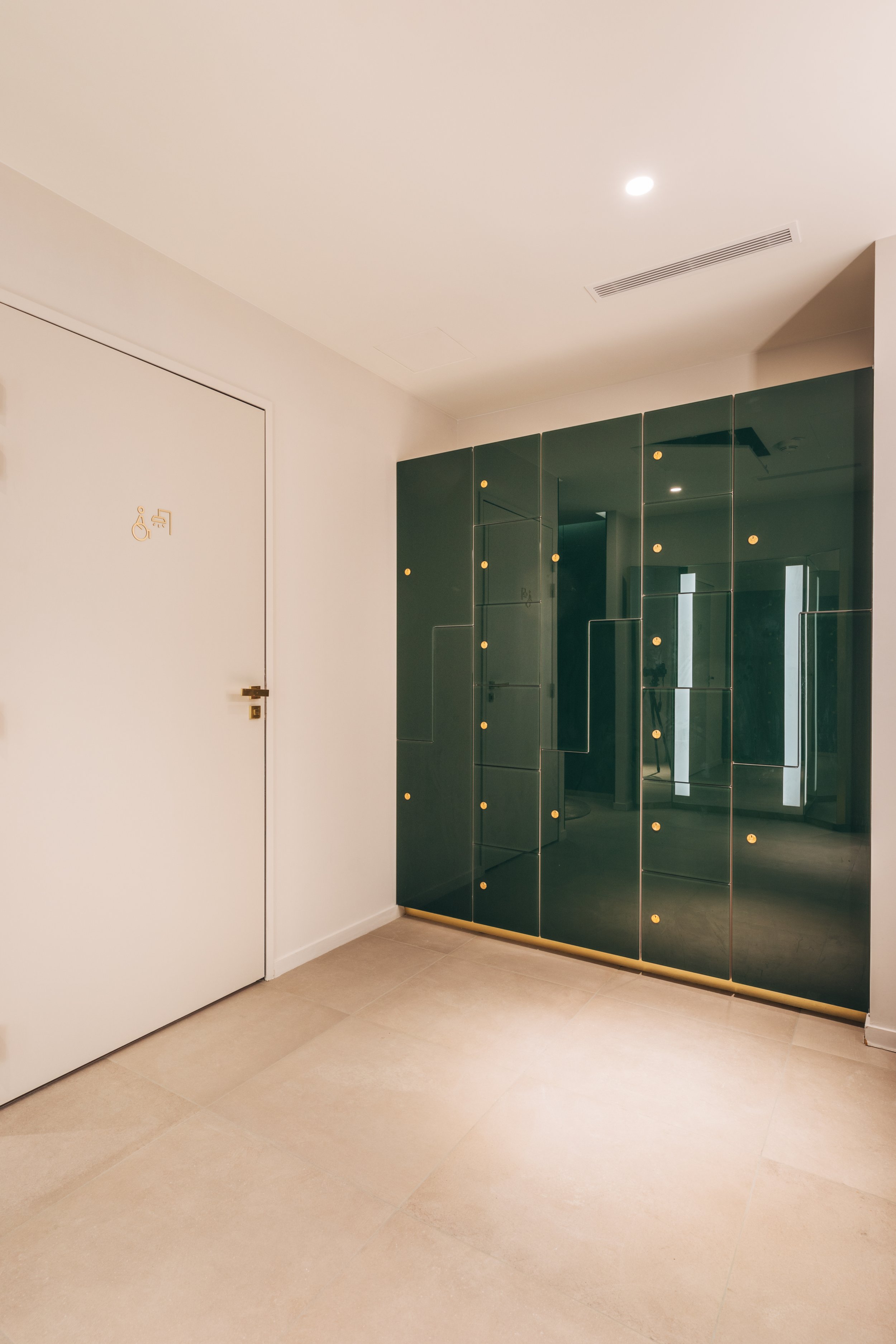 2021-06-10, Pierre Noire, 18 rue Daunou-81.jpg
