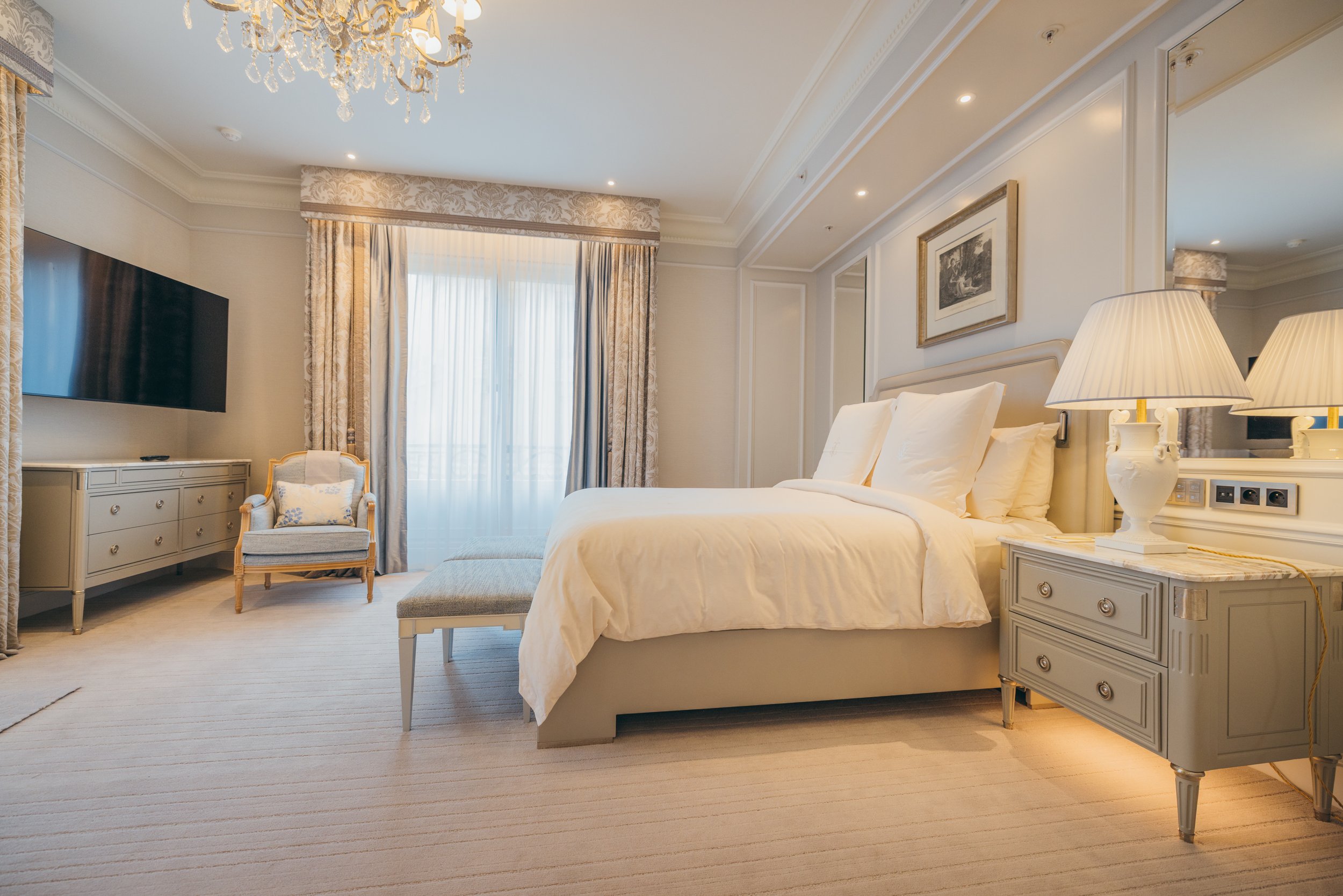 2023-01-29, Four Seasons Hotel George V-69-2.jpg