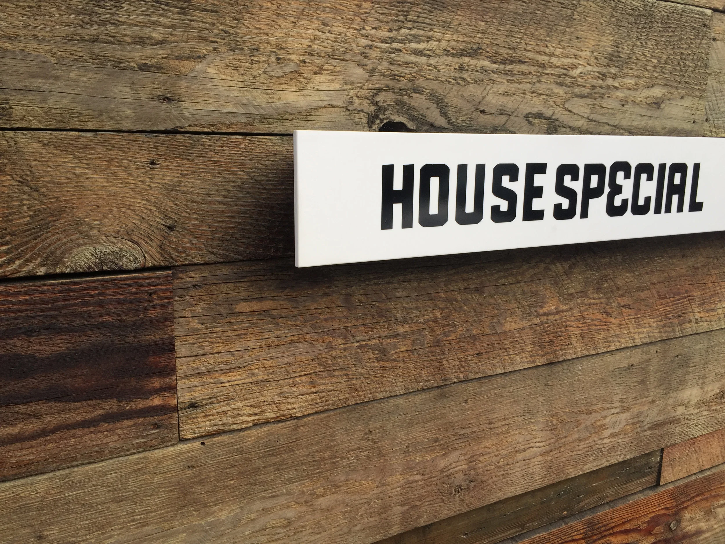 housespecial_sign.jpg
