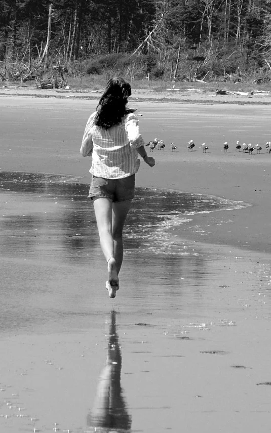 beach running.jpg