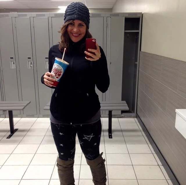 I joined World Gym this month and so far I've managed to take one Zumba class, buy two chocolate banana protein shakes and get about 20 hydro massages. I think it's clear what my priorities are.