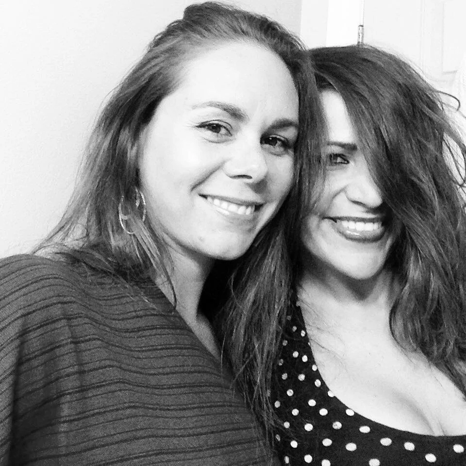 Pre-club selfies with Bobbi