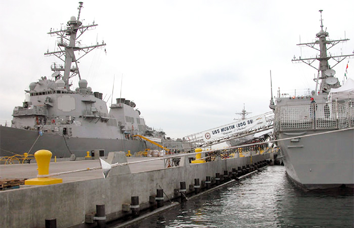 US-Navy-Pier-1---web.jpg