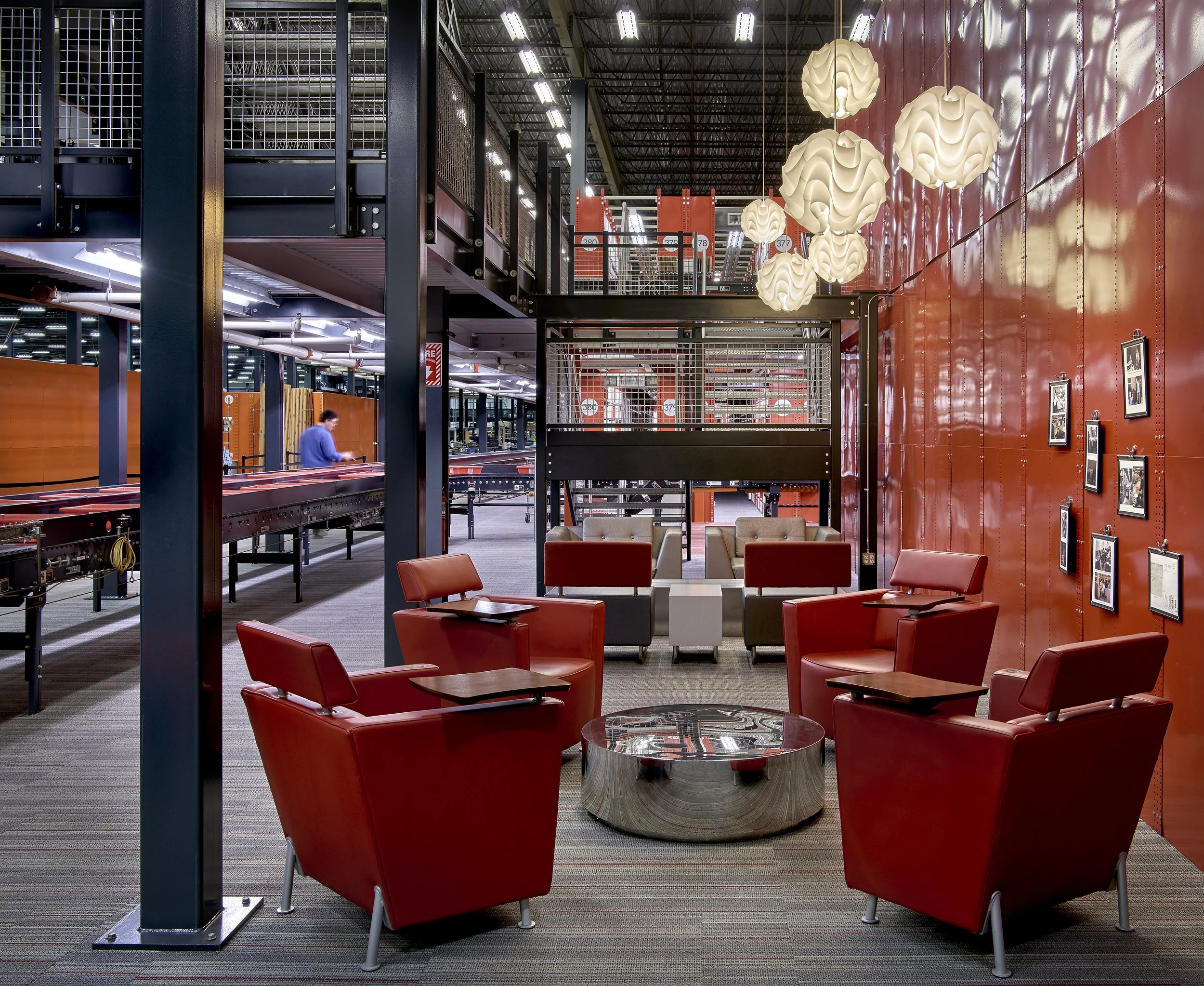 CORPORATE HEADQUARTERS COMPLETED Searl Lamaster Howe has been working with this international industrial and commercial supplier incorporating executive offices, integrating the latest in technologies, and outfitting two employee lounges at the 500,000 sqft+ central warehouse.