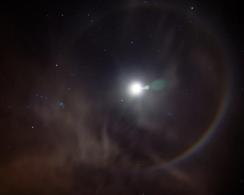 Moon_8906.jpg