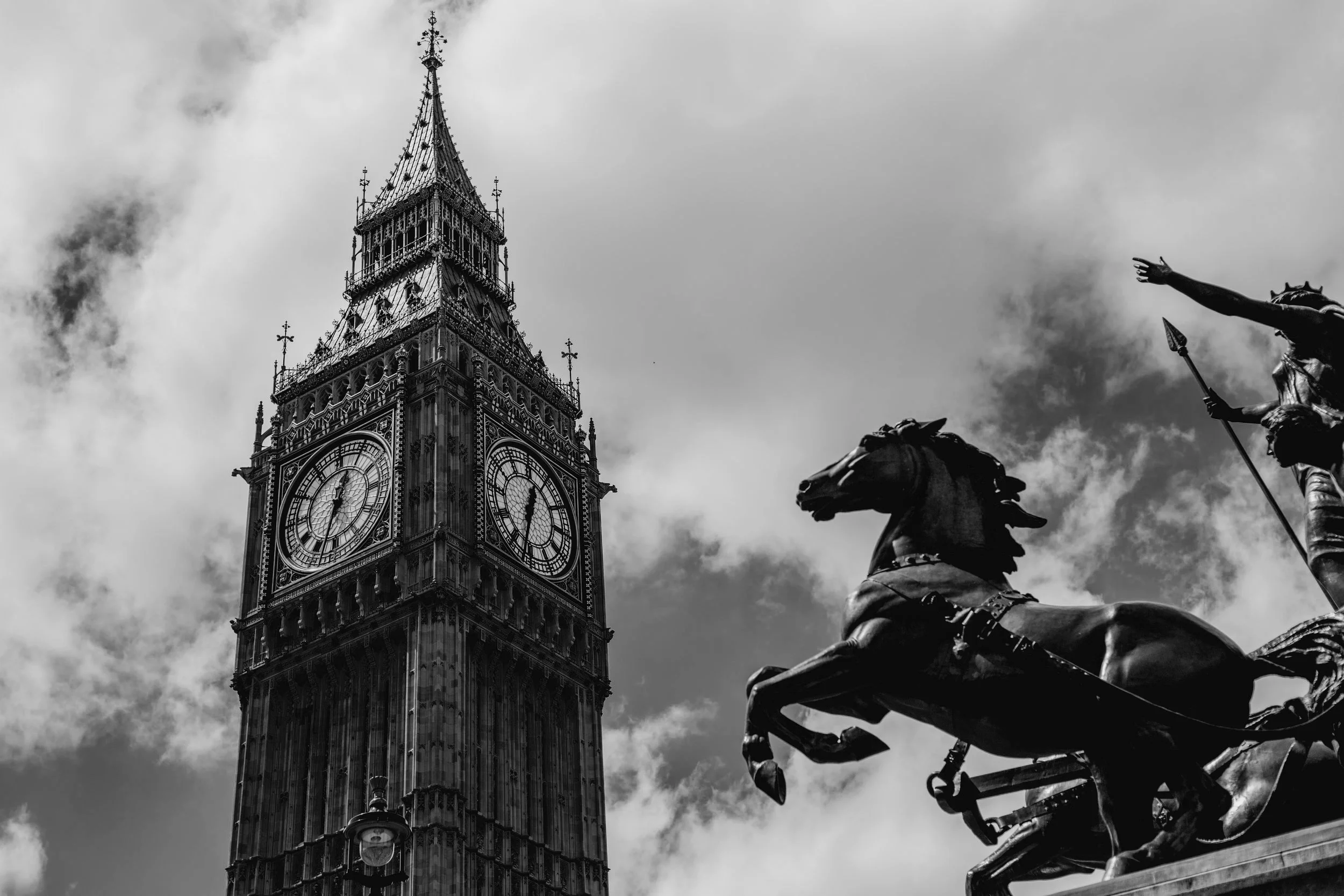 S1•E13: London: A Carnival of Gallows, Anniversary Special