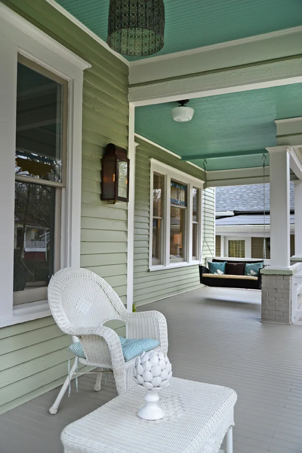 598OaklandFrPorch01.jpg