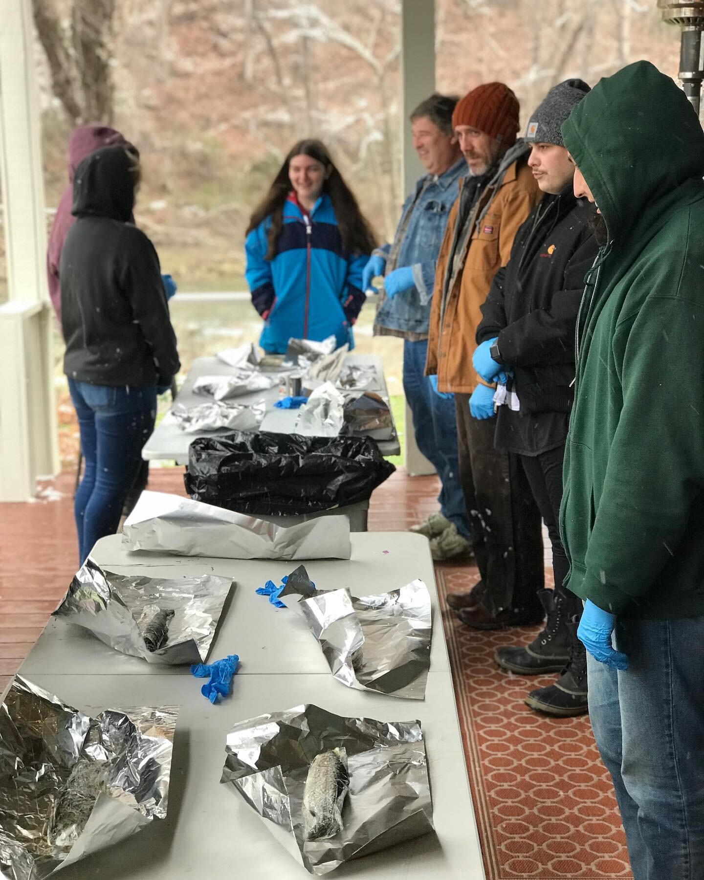 Thanks to all who braved the weather to learn our favorite ways to prepare our state fish, the Brook Trout! 
Also big shout out to @mountainstatetrout for the beautiful Brookies and @highrocks_edcorp for putting these workshops together and choosing 