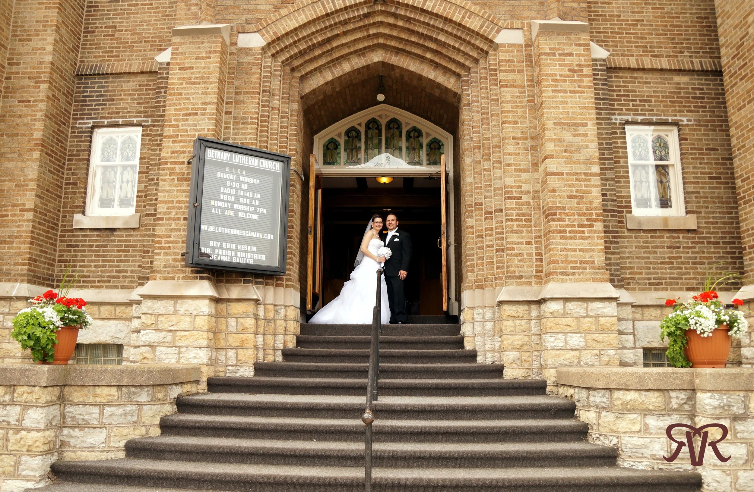 Drew and Trisha LaVaque Robyn Rhodes Photography