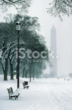 stock-photo-23222545-washington-monument-and-snow.jpg
