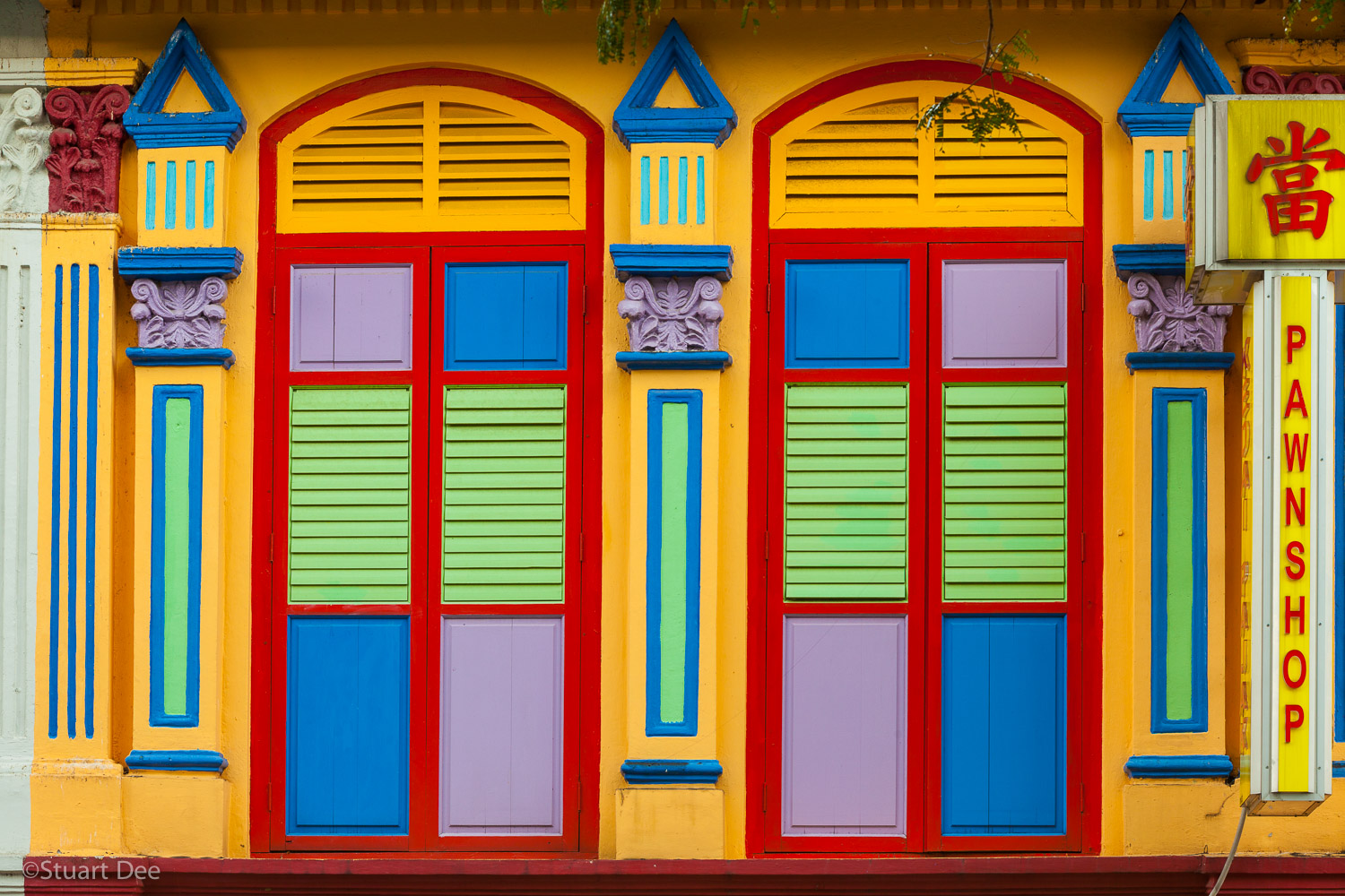  Colorful facade, Little India, Singapore 