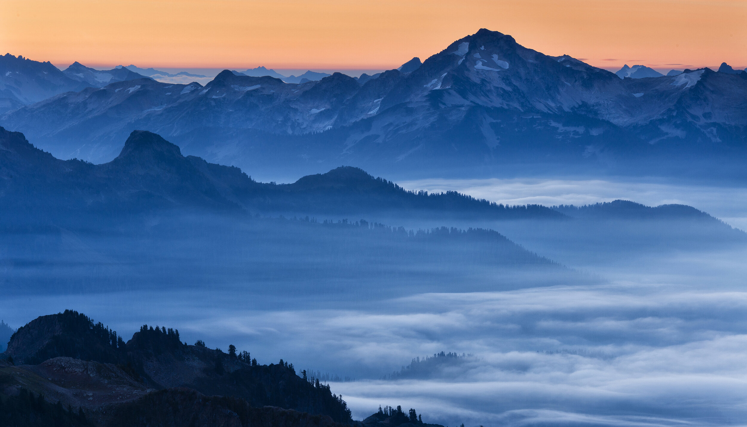 Fog rolling along Stanley Lake at sunrise in summer, Sawtooth Mountains,  Idaho — Stephen Matera Photographer